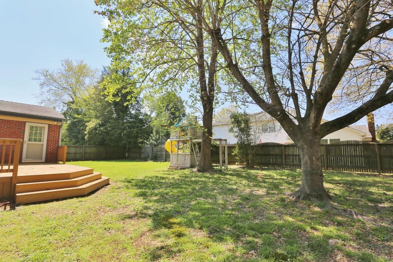 1321 Conrad Ln - Photo 3 of 41