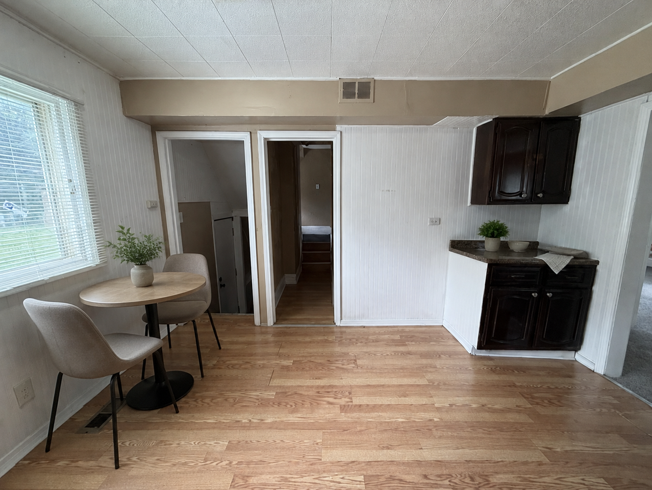 11402 Avon Ave - Photo 6 of 21