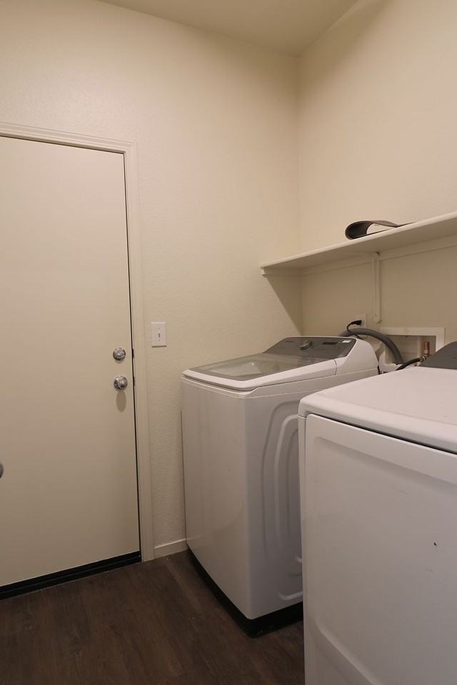 9628 Nautical Mile Rd - Photo 4 of 22