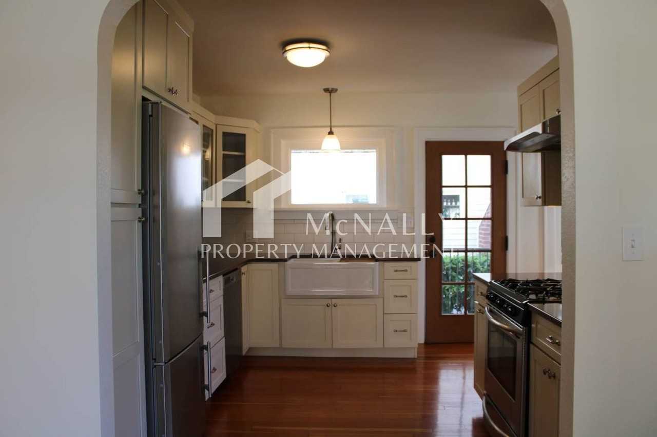 508 N 11th St - Photo 3 of 30
