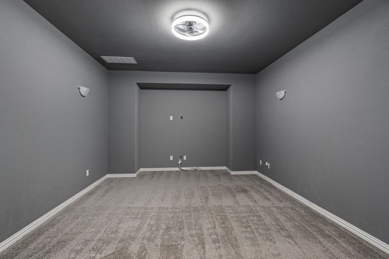 404 Miracle Rose Way - Photo 4 of 41