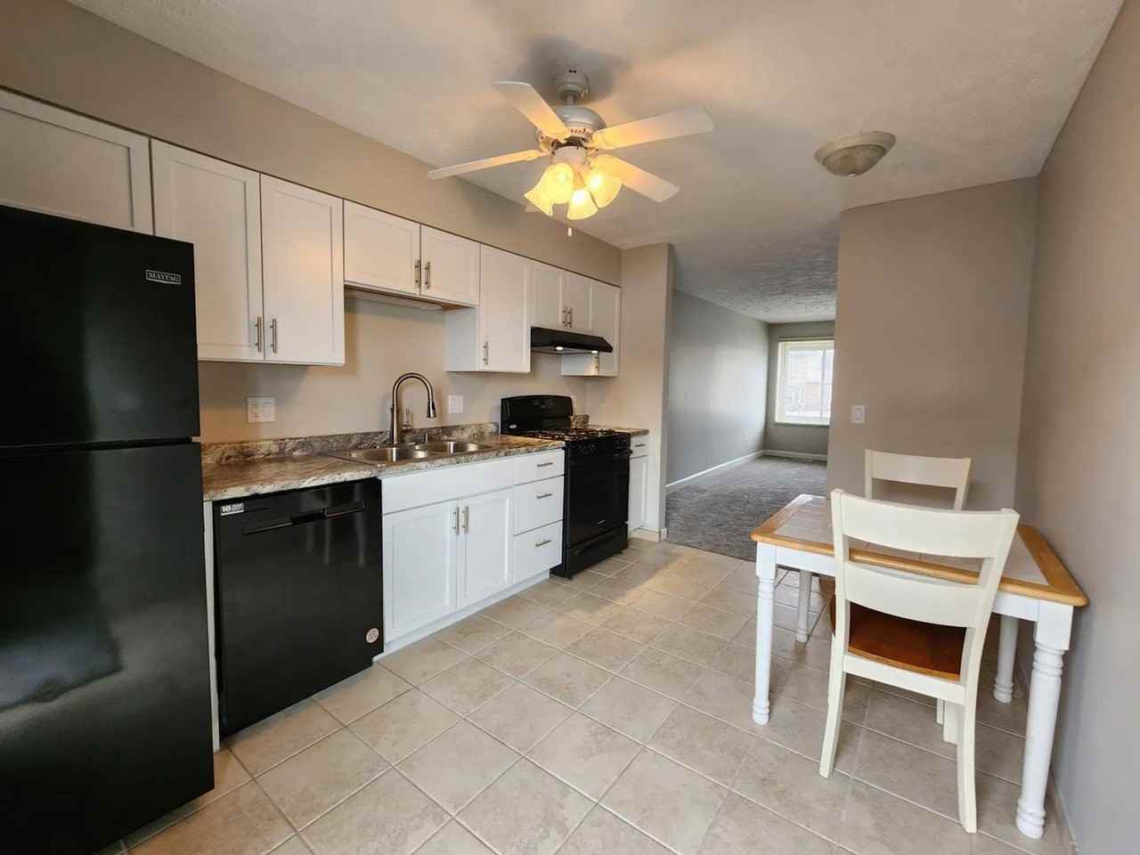 1500 Dustin Drive - Photo 4 of 13