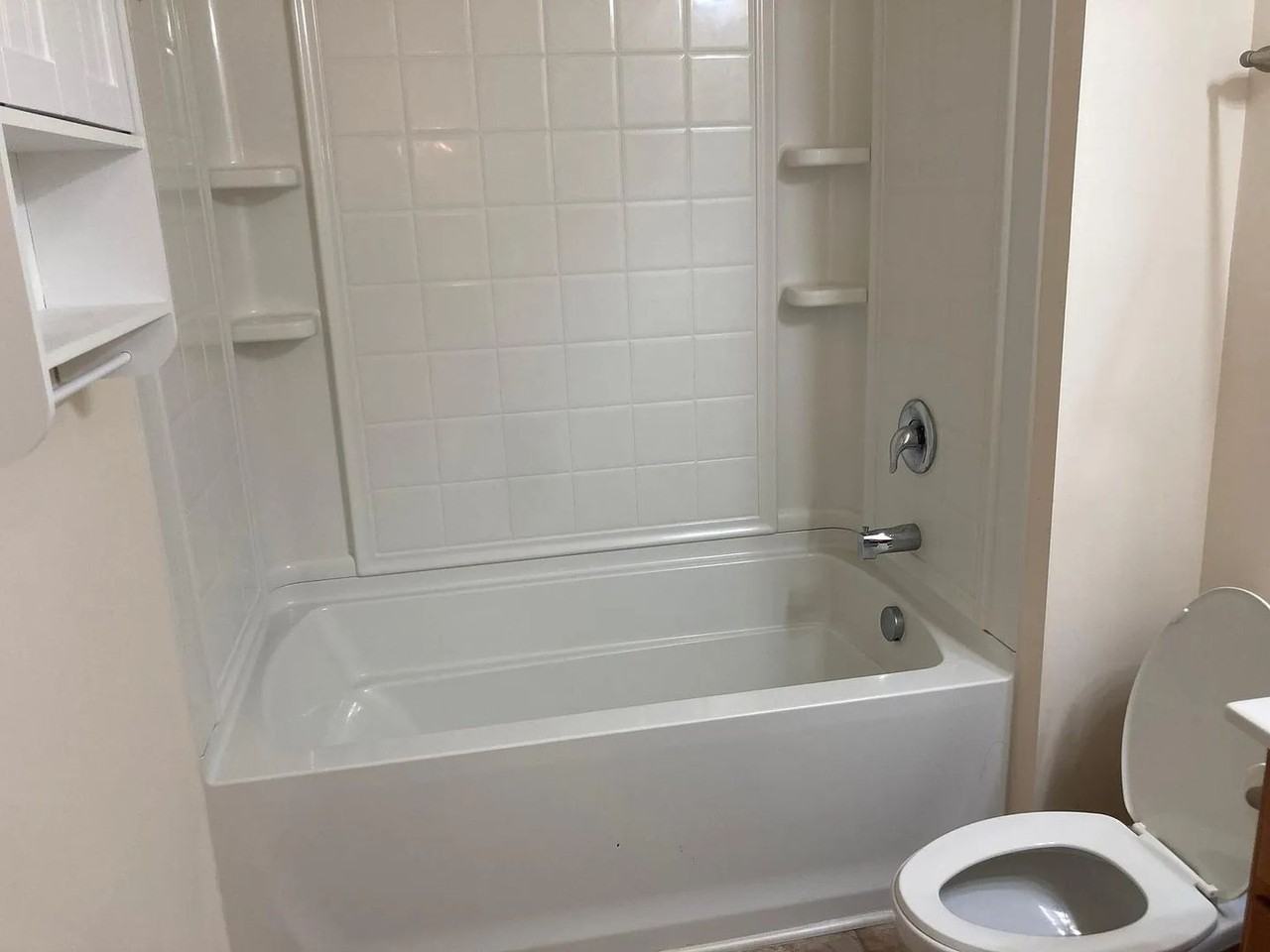 10424 Benfield Rd - Photo 2 of 20