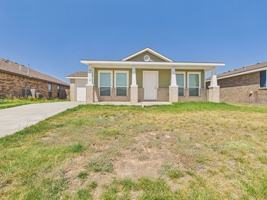featured image of 4712 Hinson St
