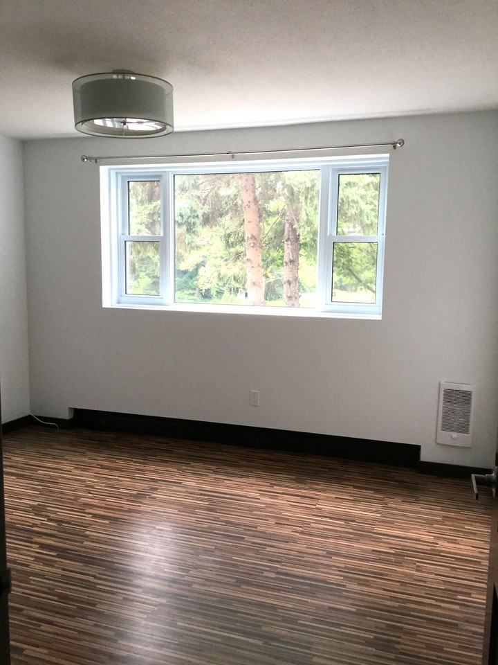 Shannon Rd & Wellington St E #2 - Photo 5 of 10
