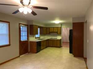 14307 Browning Rd - Photo 3 of 8