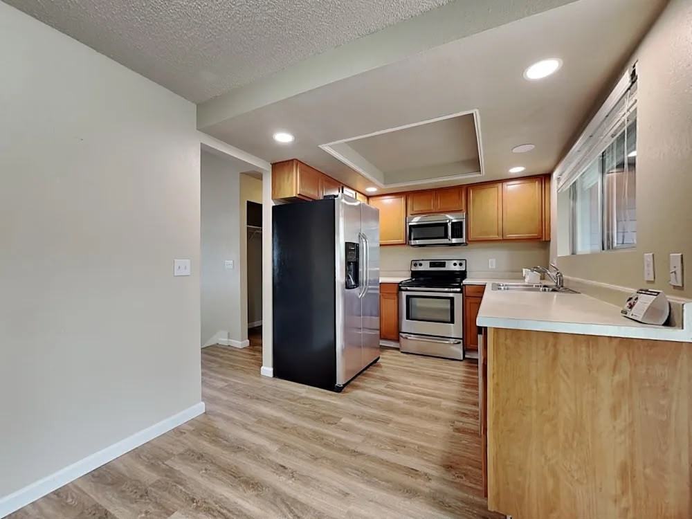 7305 Marilyn Avenue Northeast - Photo 3 of 6