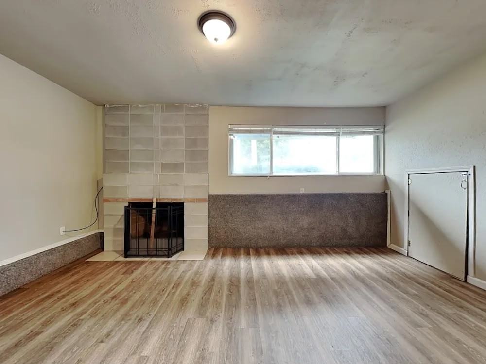 7305 Marilyn Avenue Northeast - Photo 6 of 6