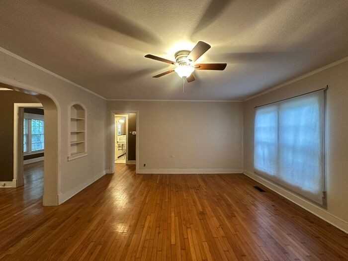 128 1/2 Rowland Pl #130 - Photo 2 of 15