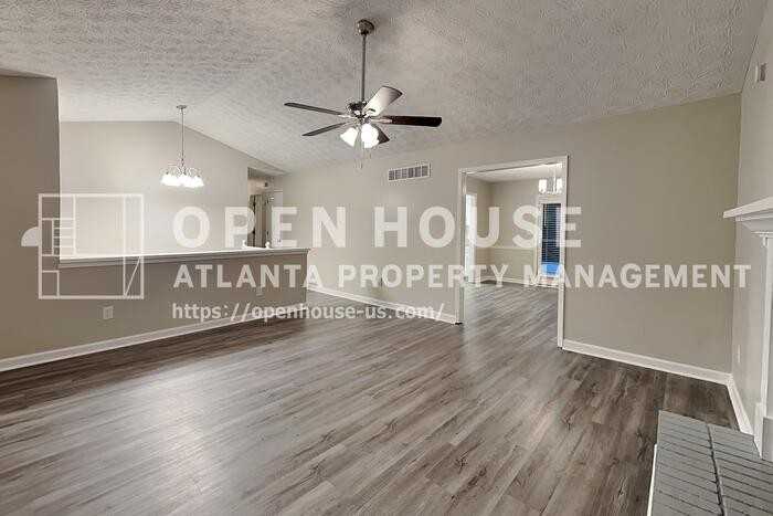291 N Briar Rdg - Photo 4 of 20