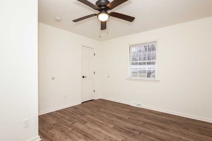 316 Donna Ave - Photo 6 of 12