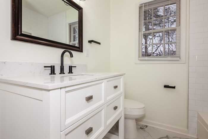 316 Donna Ave - Photo 7 of 12