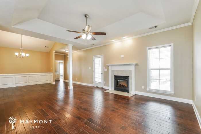 7208 Krista Ln - Photo 4 of 15