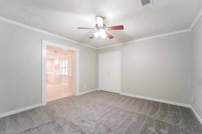 124 Oakdale Cir - Photo 6 of 12