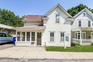 featured image of 303 Curtice St E