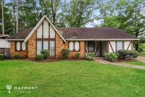 featured image of 4725 Satinwood St
