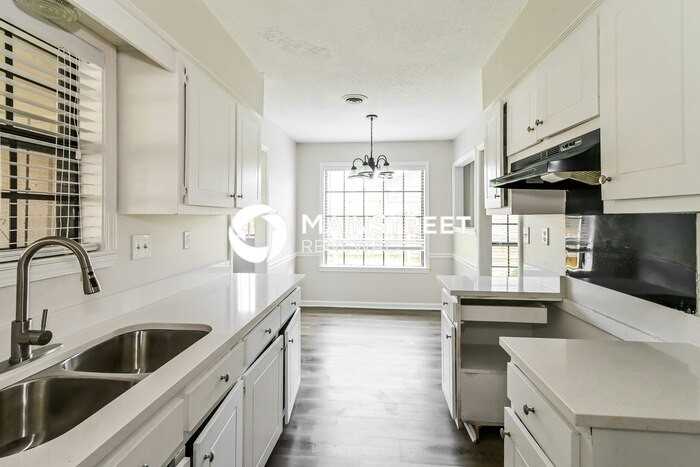 7142 Dokkum Dr - Photo 6 of 16