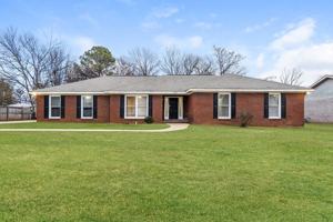 featured image of 10415 Shadowview Rd