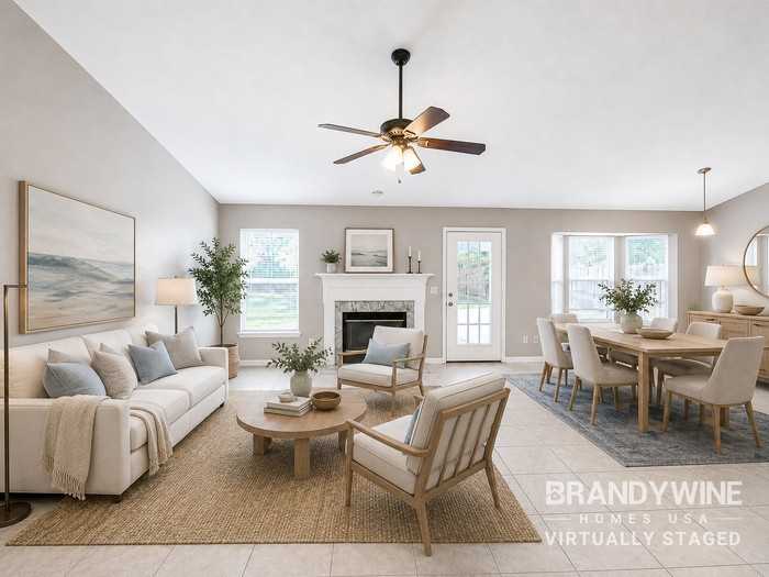 7768 Rockridge Dr W - Photo 3 of 23
