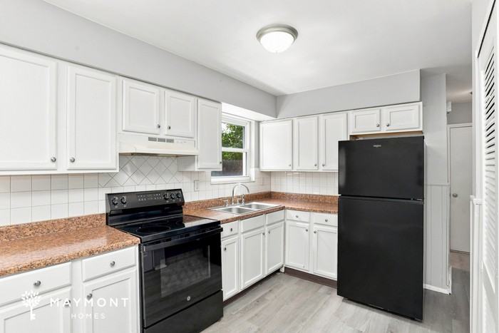 11952 Wincanton Dr - Photo 6 of 16