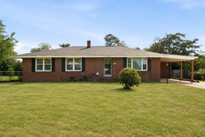 featured image of 4406 Traylor St