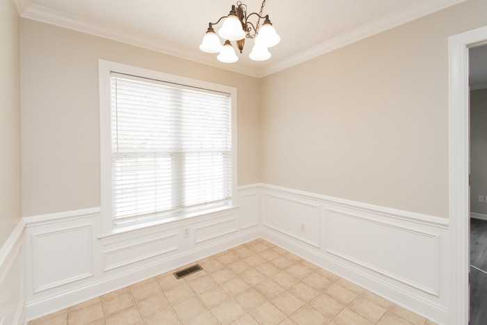 220 Turtle Creek Dr - Photo 5 of 10