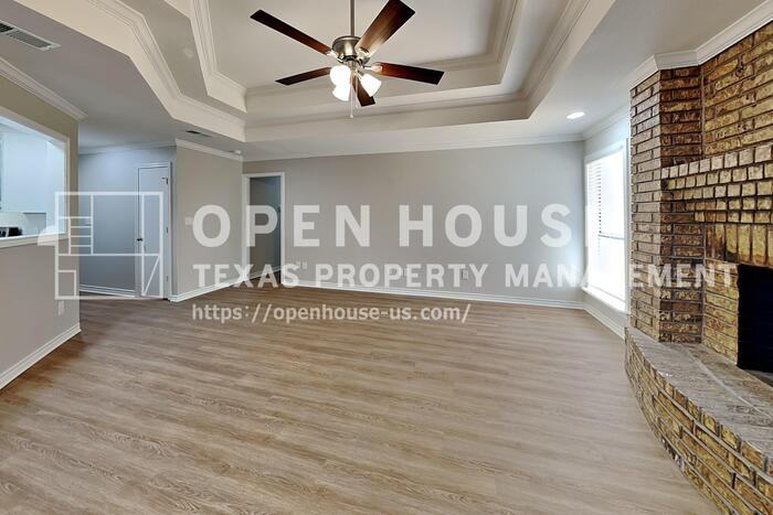 7412 Dana Ln - Photo 4 of 22