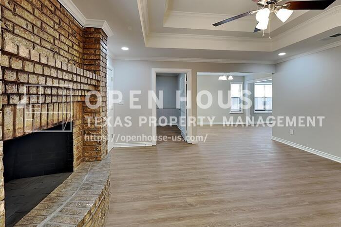 7412 Dana Ln - Photo 5 of 22
