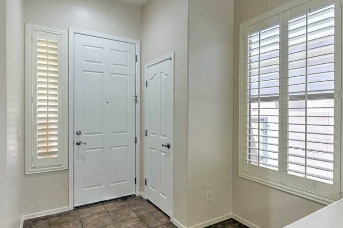 154 E Placita Lago Del Mago - Photo 5 of 37