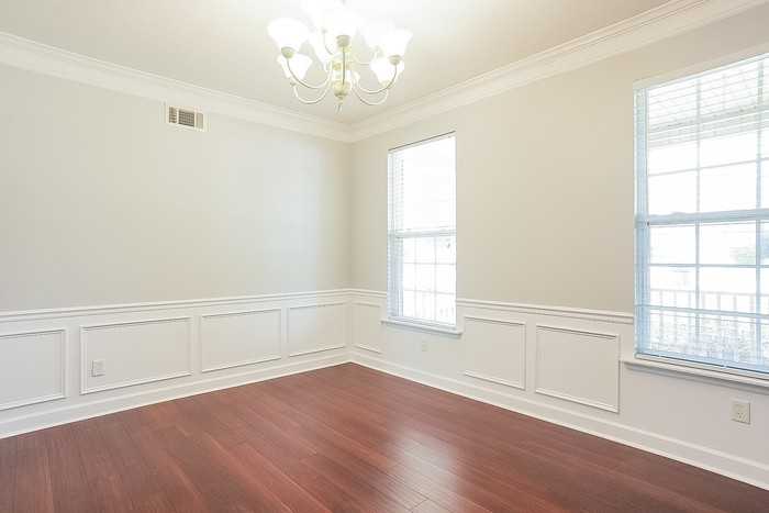 611 Cornerstone Pl - Photo 3 of 10