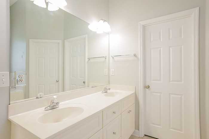 611 Cornerstone Pl - Photo 6 of 10