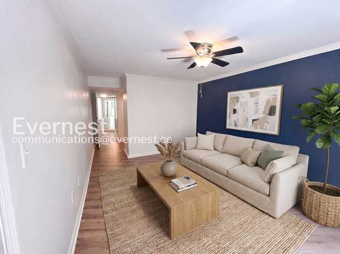 25109 Plantation Dr Ne - Photo 2 of 23