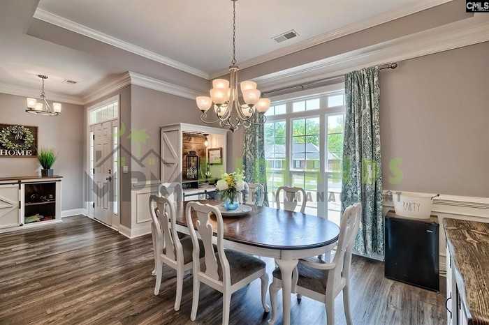 73 Middleton Dr - Photo 4 of 29