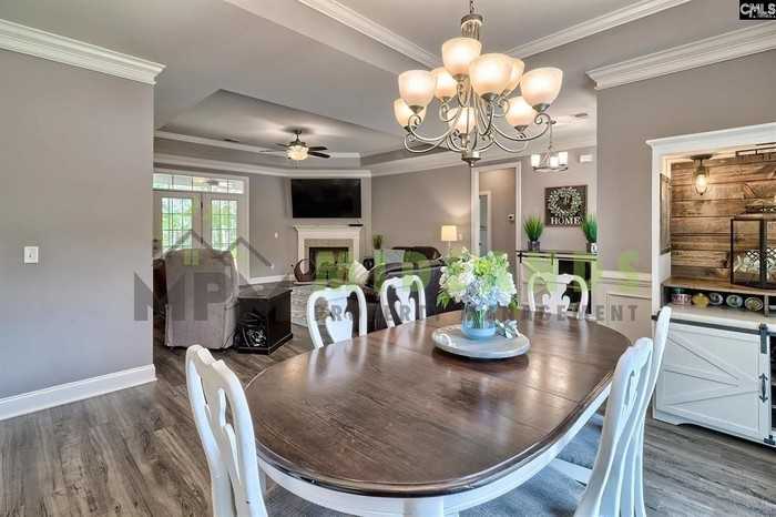 73 Middleton Dr - Photo 5 of 29