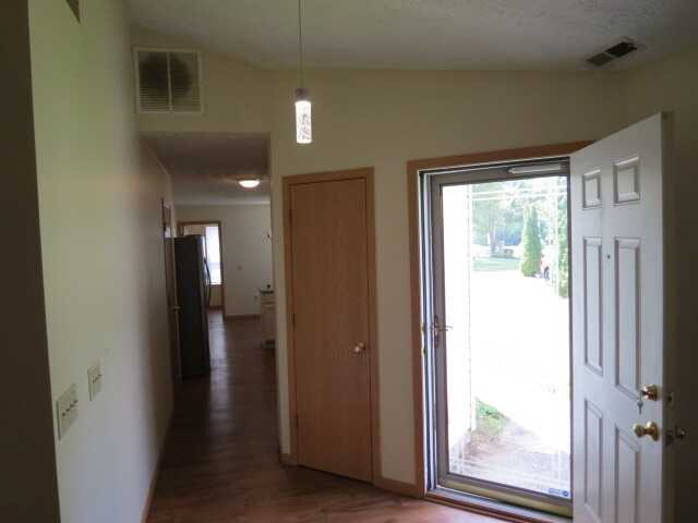 6132 Kensington Glen Dr - Photo 3 of 10