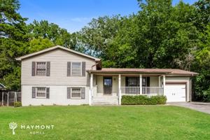 featured image of 12003 Greenleaf Dr Se