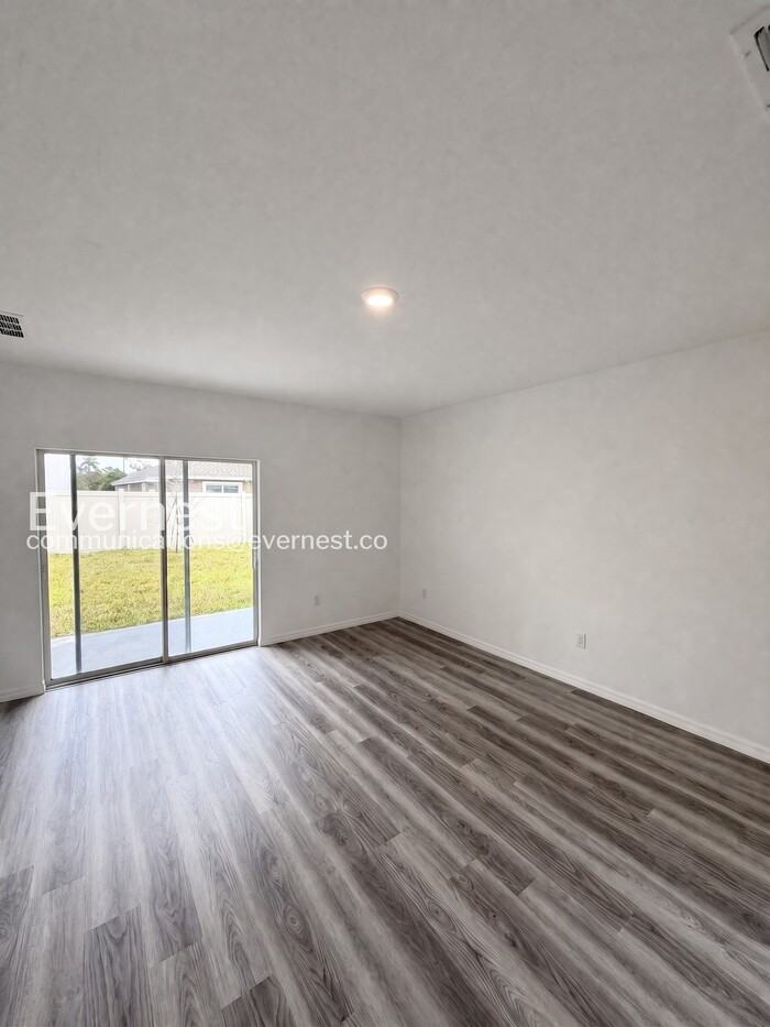 10650 Dusty Boot Rd - Photo 7 of 27