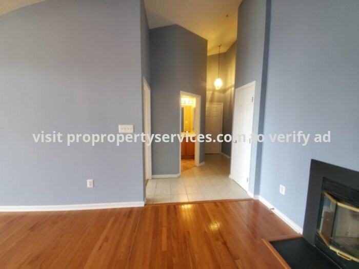 902 Blue Leaf Ct #M - Photo 2 of 21