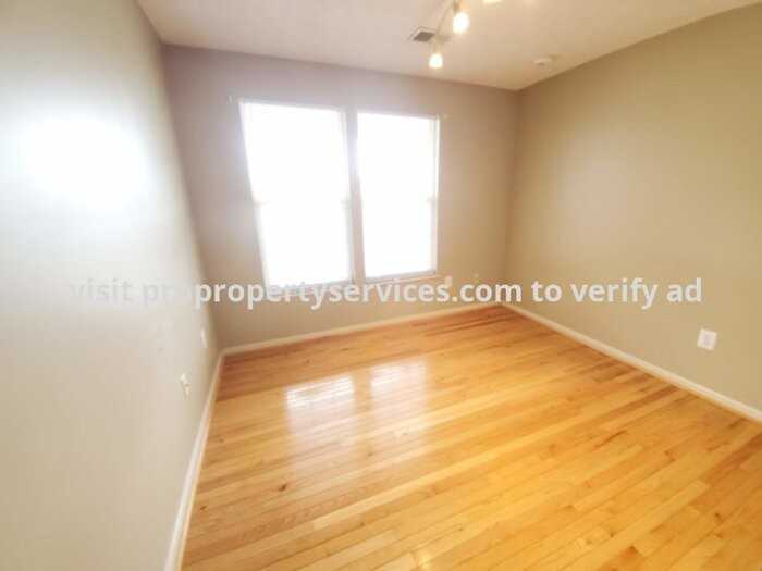 902 Blue Leaf Ct #M - Photo 3 of 21