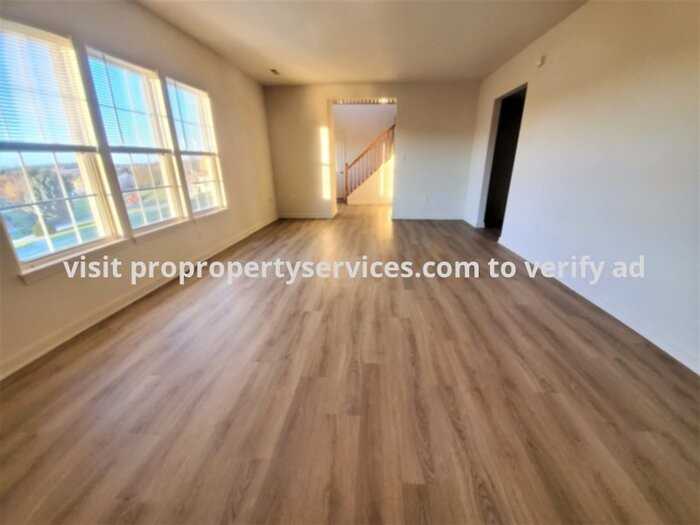 101 Vodys Ct - Photo 3 of 24