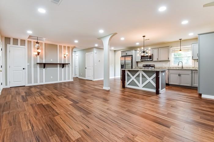 2531 Brentwood Rd - Photo 4 of 15