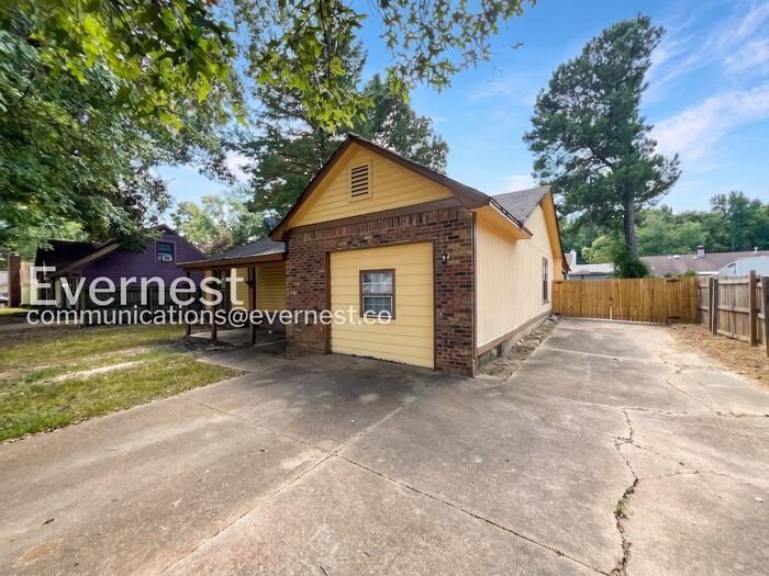 5787 Northland Dr - Photo 2 of 23