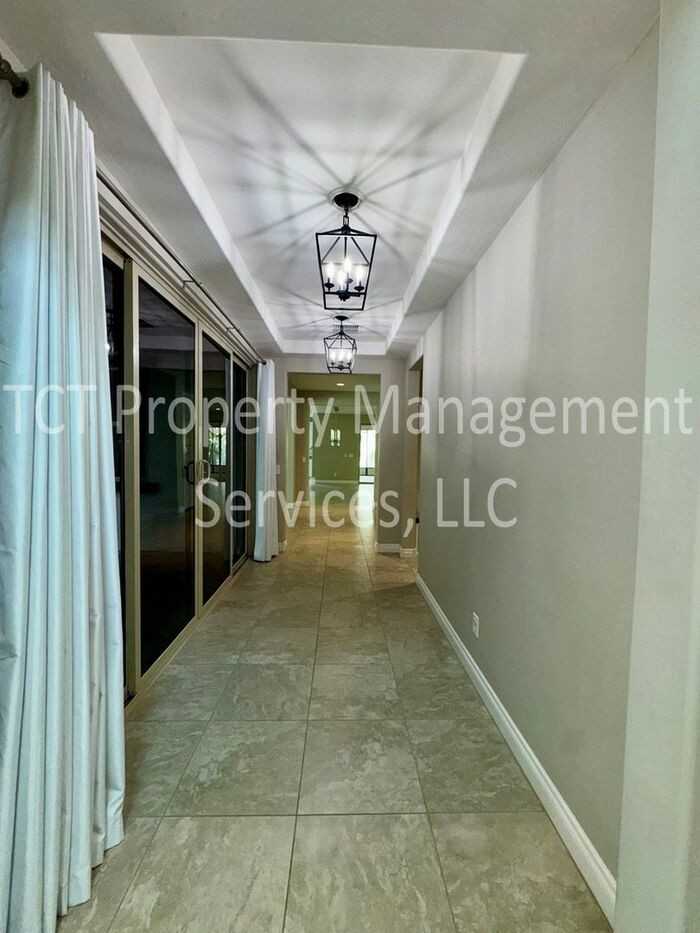 9736 E Theia Dr - Photo 2 of 34