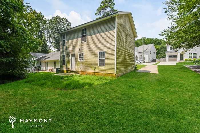 907 Tennyson Dr - Photo 3 of 3