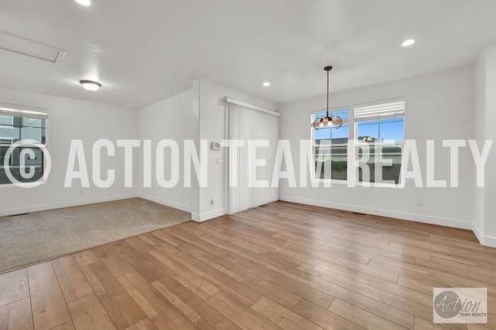 2147 W Kimber Ln - Photo 7 of 35