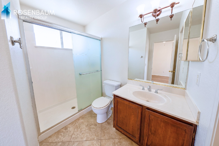1503 W Remington Ct - Photo 6 of 16