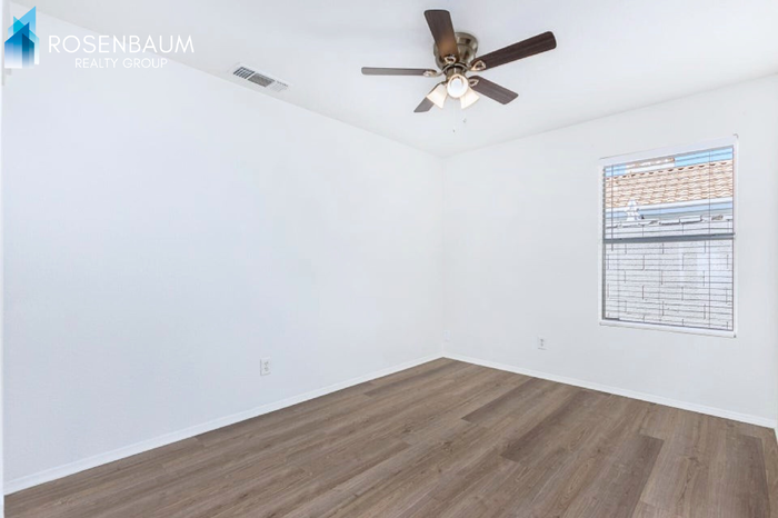 1503 W Remington Ct - Photo 7 of 16