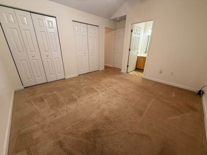 302 Ashley Ln - Photo 6 of 12