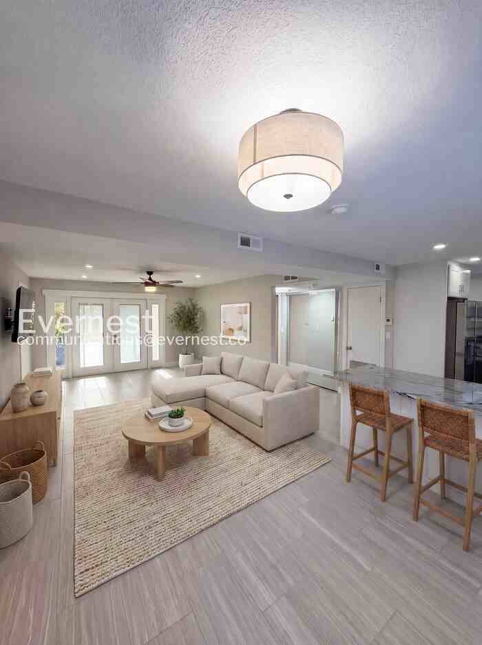 13601 Frigate Ct - Photo 2 of 27