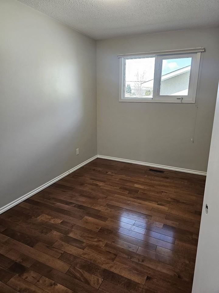 53 Dorchester Rd - Photo 5 of 14
